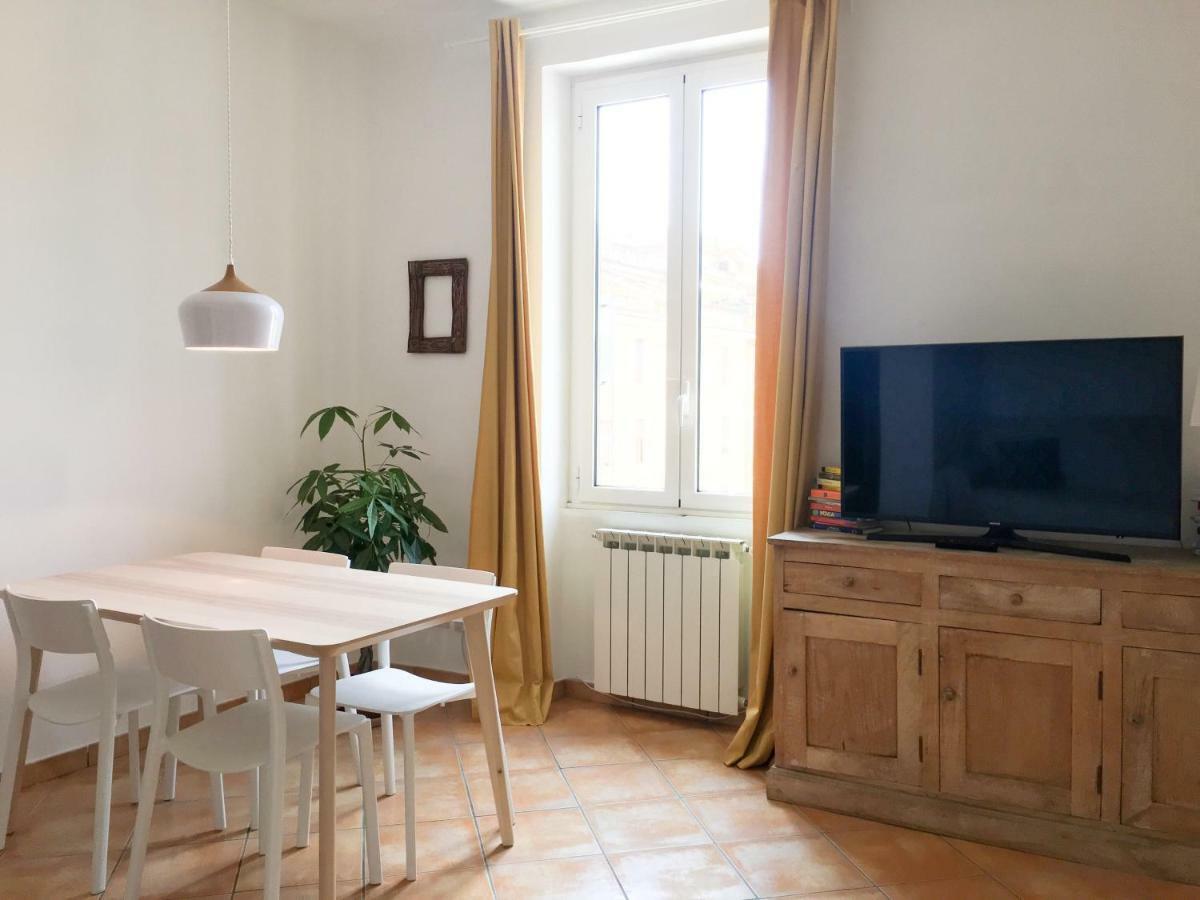 Panoramic Castle Apt Trastevere Roma Exterior foto