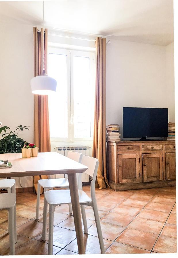 Panoramic Castle Apt Trastevere Roma Habitación foto